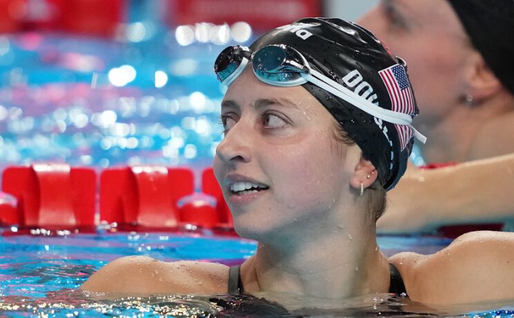 Пет светски рекорди паднаа на Светскиот куп во пливање во Торонто