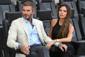 Викторија Бекам поминала низ пекол: „Ме мереа во живо во емисија откако се породив“