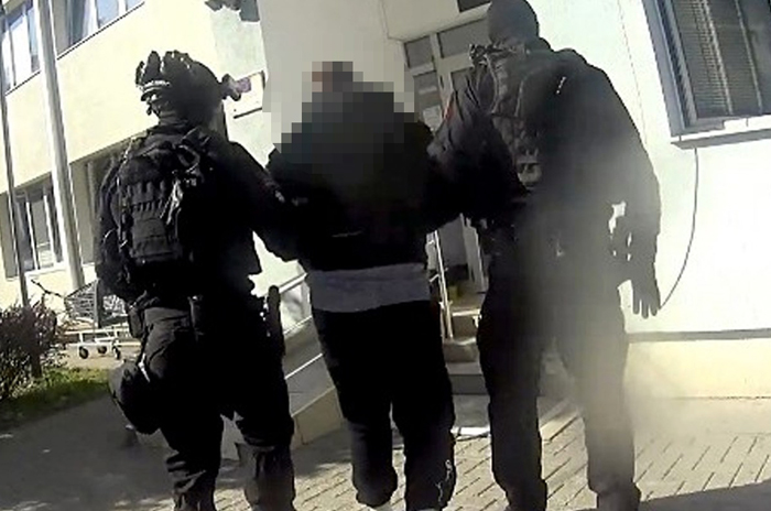 Во голема акција против педофилска мрежа уапсени 70 лица, меѓу нив и Хрват