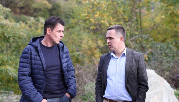 Советник на Касами му одговори на Мицкоски: Нема да дозволиме тие да одлучуваат за нас, ќе победиме со уште повеќе албански гласови и ќе ја зајакнеме албанската позиција!