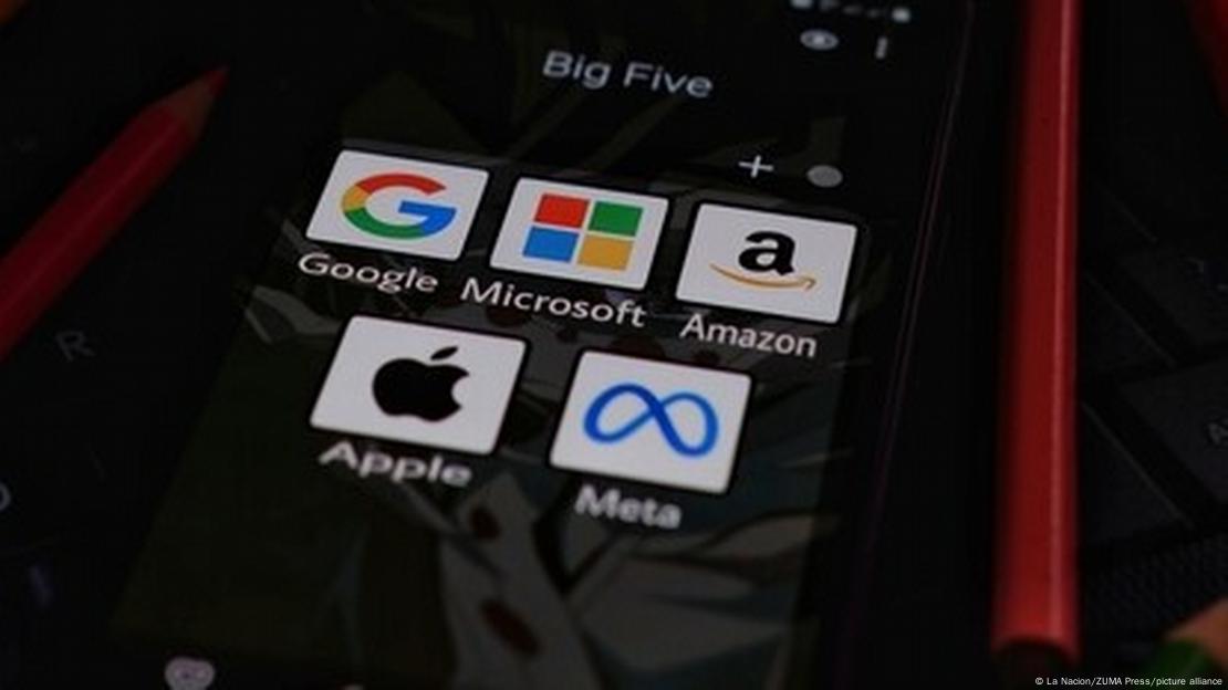 САД: Визите на Трамп ќе ја уништат американската економија