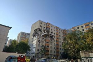 (ВИДЕО) Експлозија во стан во Букурешт, тројца загинати