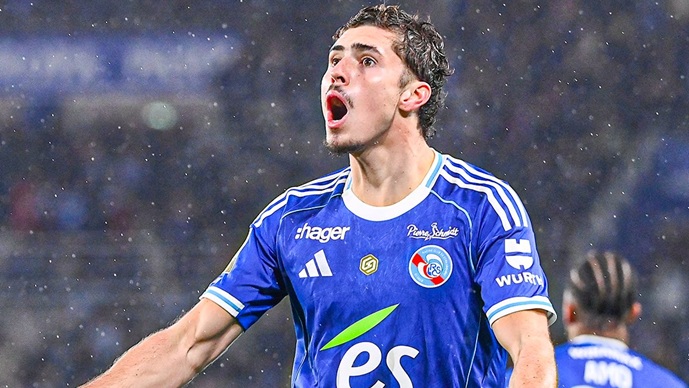 Пред два месеци никој не знаеше за него, сега е на радарот на Барса, Челси, Милан…