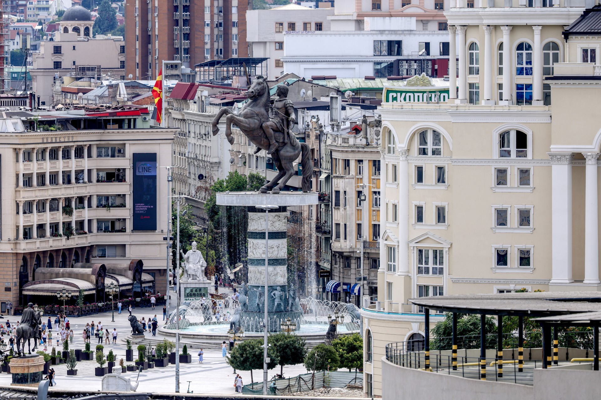 7200 семејства во Македонија под ризик да станат бездомници: Овој тип на станбени кредити освен на улица, граѓаните можат да ги остават и без приходи