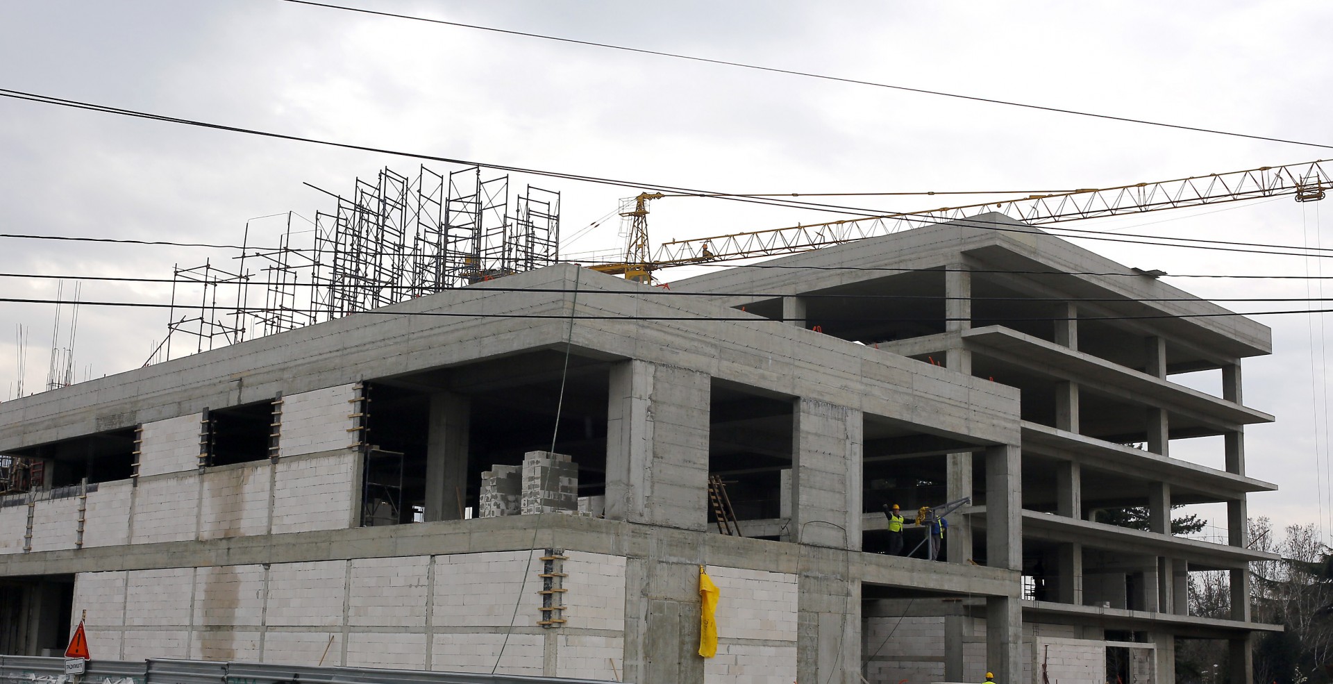 Затекнати 39 работници од Албанија без дозвола на градилиште