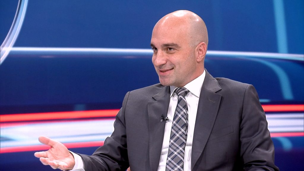 Центарци мора да знаат дали соседот ја дал куќата за да се прави зграда – вели Мирослав Лабудовиќ