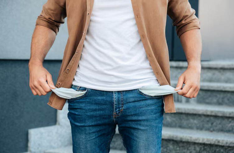 Секој петти жител на земја од регионот се чувствува сиромашно