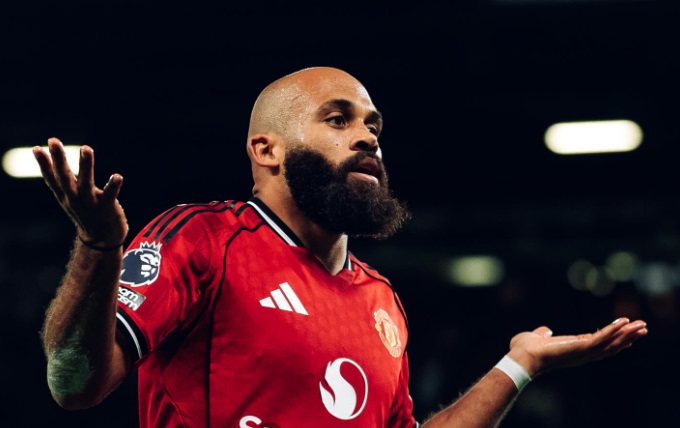 Брајтон поразен на „Олд Трафорд: Манчестер јунајтед фати ритам во лигата (ВИДЕО)