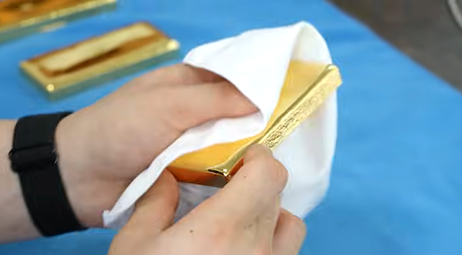 НОВ ДЕН, НОВА ЦЕНА: Колку чини унца злато?