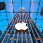 Вредноста на Apple надмина 4 трилиони долари: iPhone 17 е „виновниот“