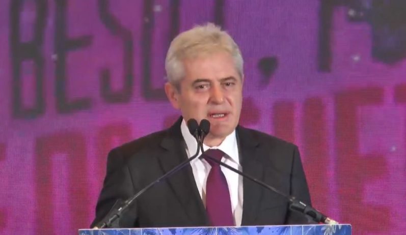 ВРЕДИ: На Али Ахмети му беа потребни пет дена за да го разбере одговорот на “референдумот”