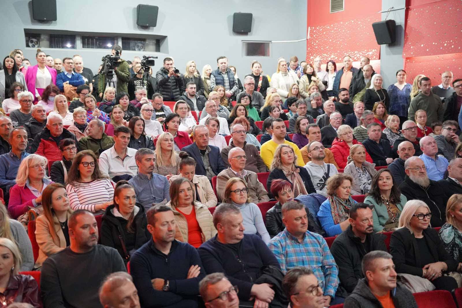 Мицкоски: Јакимовски мора да биде минато во Kарпош, потребна е промена за крај на бетонизацијата