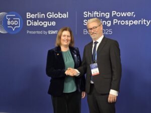 Божиновска на Berlin Global Dialogue: ‘Зависноста од еден извор е ризик од минатото