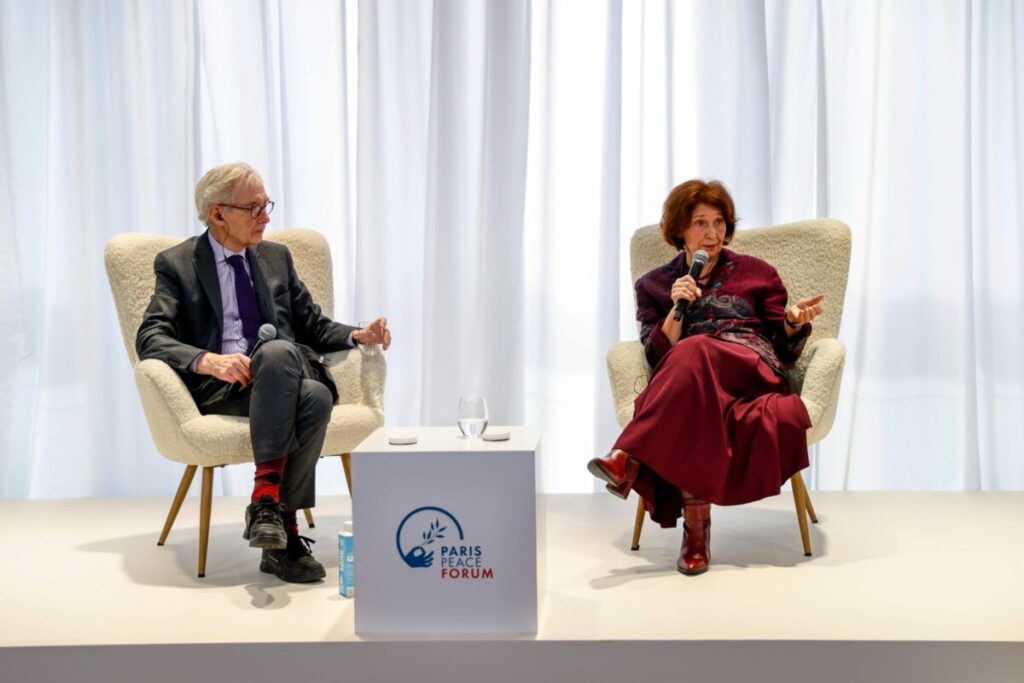 Сиљановска-Давкова се обрати на Парискиот мировен форум: Евроинтеграцијата е дијалог, а не диктат