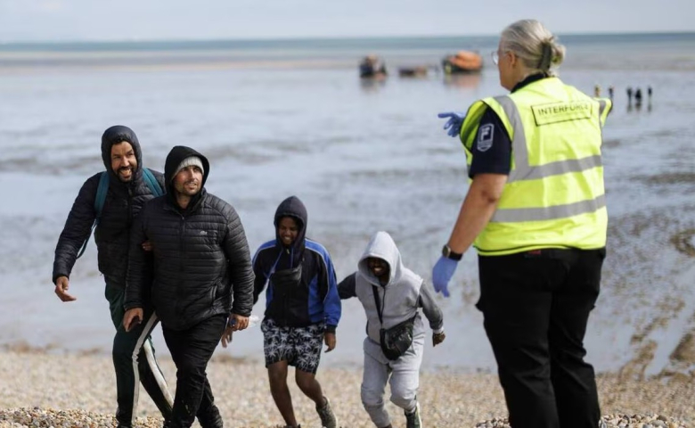 Британија ја изгуби контролата врз своите граници