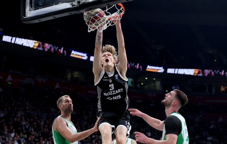 Мика Муринен почна со забивања