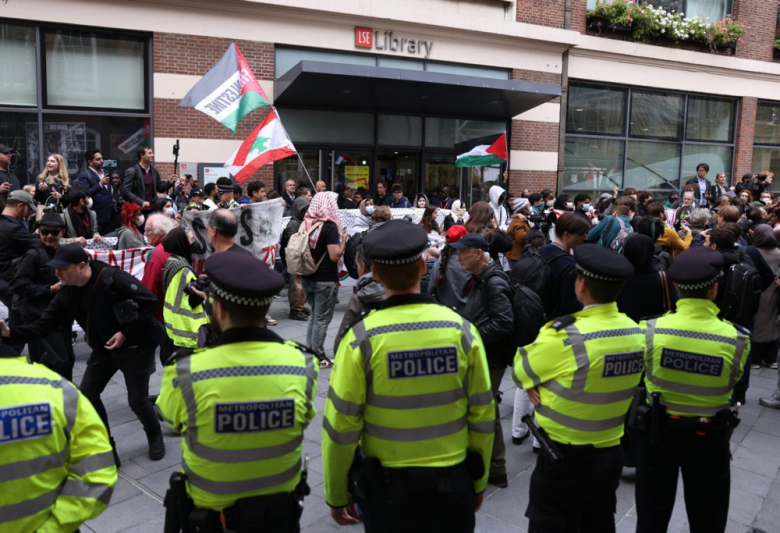 Кои се поважни, Палестинците или силуваните?