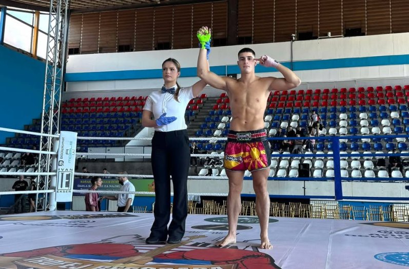 Кикбоксерите на Шампион освоија 9 медали на „Трофејот на Белград“