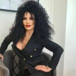 (Фото) Кандило пред иконата, погача и жито на масата: Лидија Вукичевиќ покажа како го прослави големиот празник Света Петка