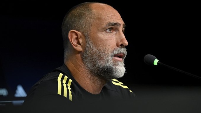 Јувентус ќе има тројца тренери на платен список дури до 2027 година