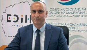 Промената на времето не е проблем за бизнисот, туку неусогласеноста на божиќните празници и недела неработен ден