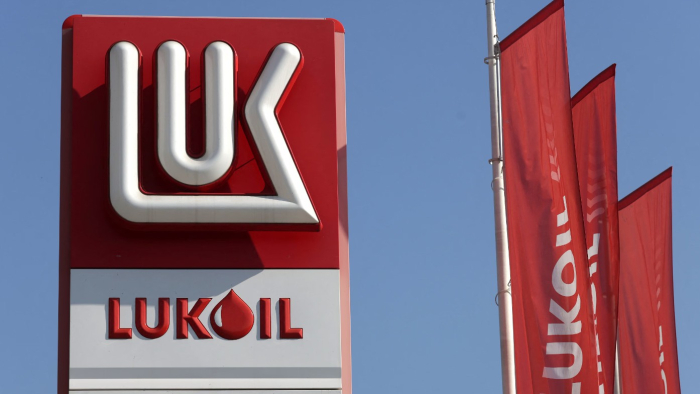 „Лукоил“ најави продажба на своите меѓународни подружници поради санкциите