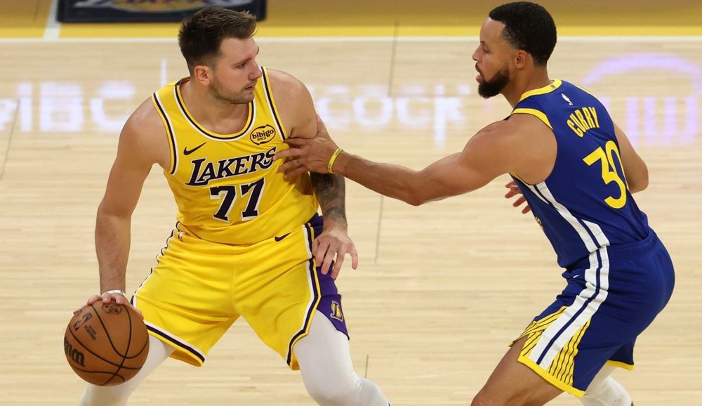 Дончиќ отвори како Коби, ваков старт на играч на Лејкерс не е виден 18 години! (ВИДЕО)