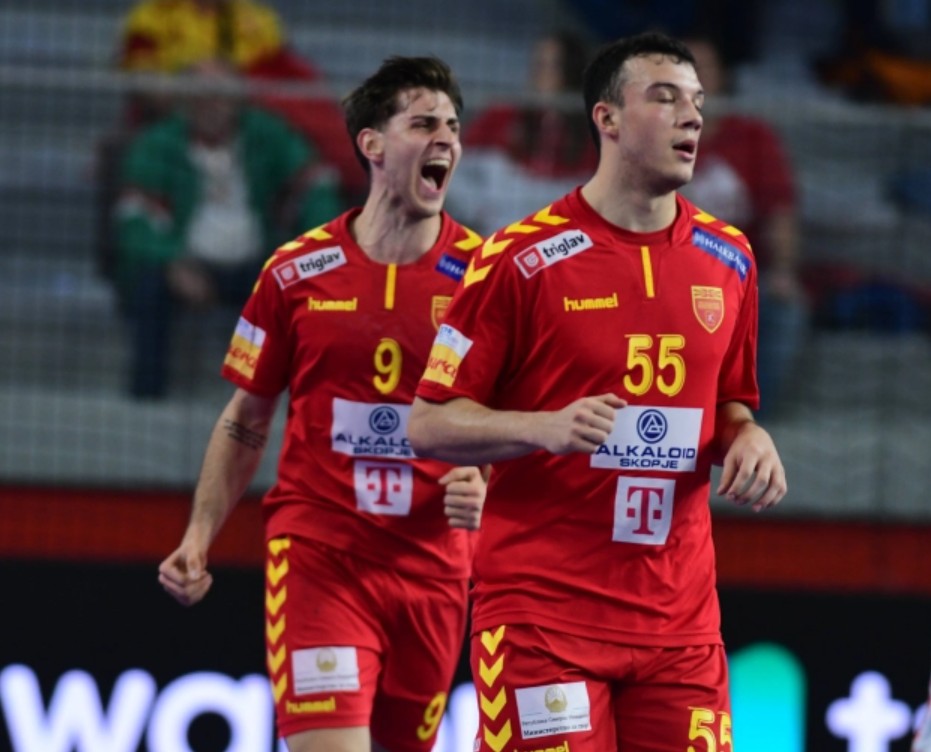 Петар Атанасијевиќ место Манасков во репрезентацијата