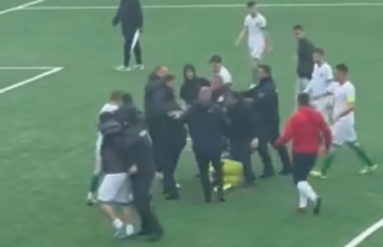 (ВИДЕО) Приведени фудбалери на Беса за тепањето играчи на Аеродром