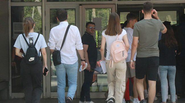 ОД ДЕКЕМВРИ УЧЕНИЦИТЕ ЌЕ УЧАТ ЗОШТО Е ВАЖНО ДА СЕ ПЛАЌА ДАНОК, ПОЧНУВА ПРОЕКТ ЗА ФИНАНСИСКА ПИСМЕНОСТ ВО ШКОЛИТЕ