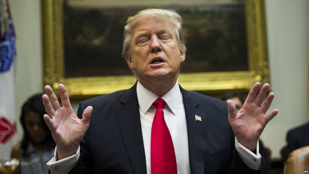 Американска судијка привремено ја блокира одлуката на Трамп да испрати војници во Илиноис