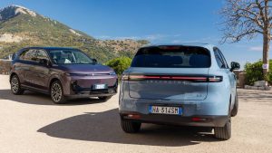 Опел планира кинескиот Липмотор В10 да го продава како свој модел