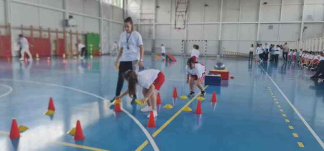 Се одржаа „Игри без граници“ во ОУ „Никола Карев“ – Кочани во рамки на проектот „Преку спорт до инклузивно и квалитетно образование“