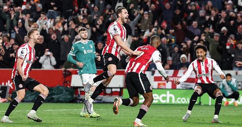 ВИДЕО: Ливерпул доби „шамар“ и од Брентфорд, четврт пораз во низа за шампионот!