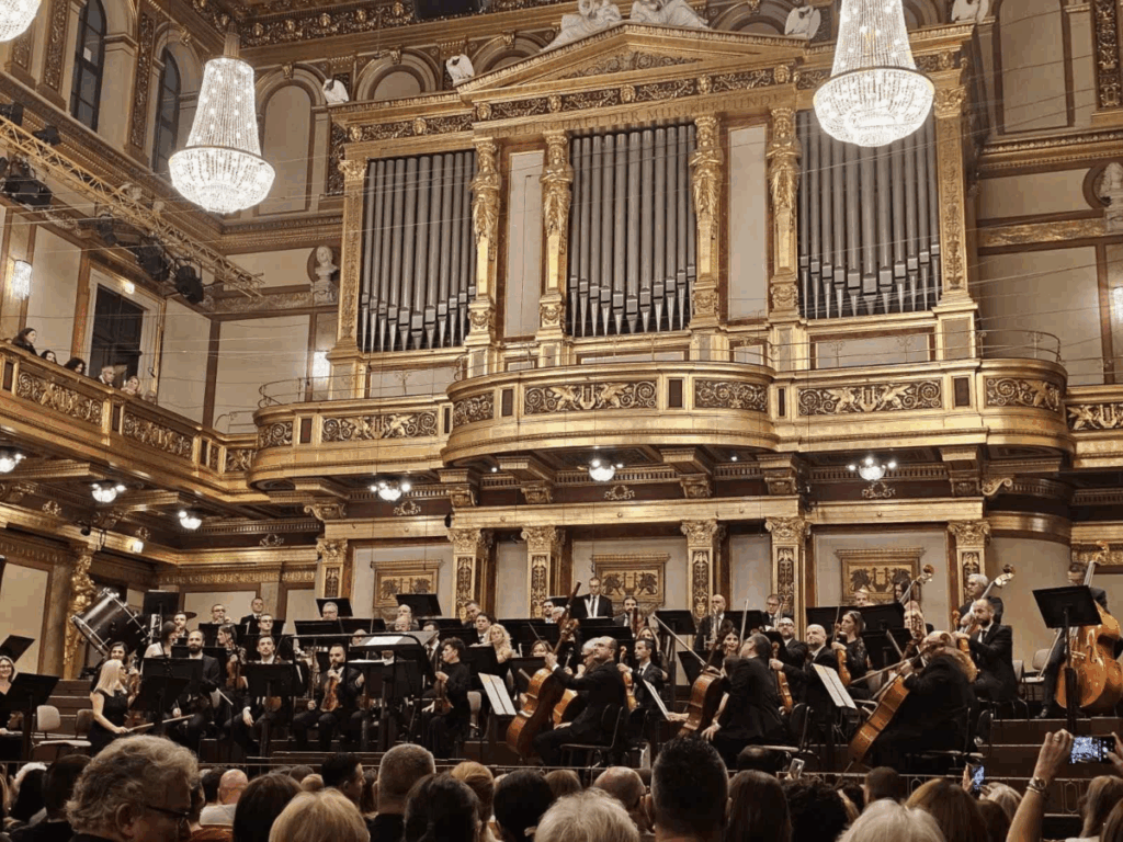 Македонската филхармонија во Златната сала на Музикферајн – Виена аплаудираше на македонската уметност