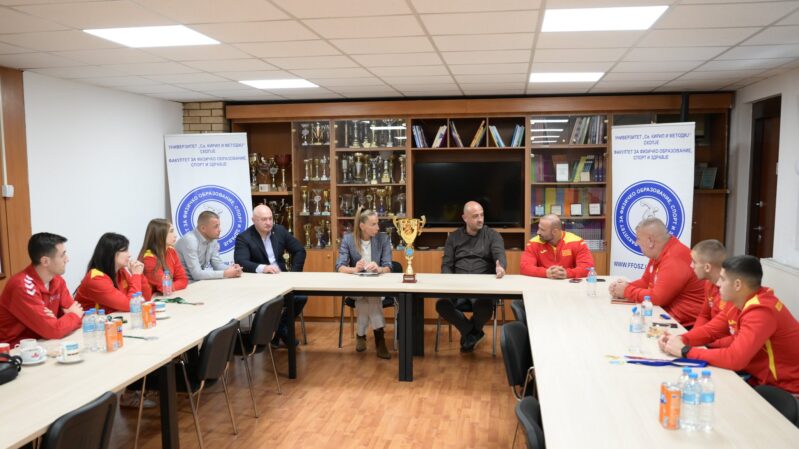 Гордост и успех за македонските студенти! Прием на ФФОСЗ за каратистите и кикбоксерите по меѓународните успеси