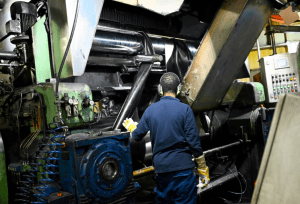 Притисокот расте: Европа бара начин да се справи со бранoт на евтини кинески увози