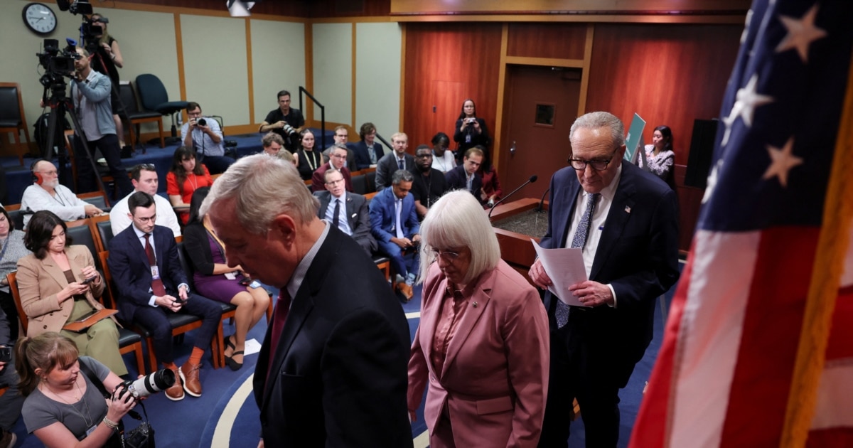 Затворањето на американската влада продолжува по деветтото неуспешно гласање во Сенатот