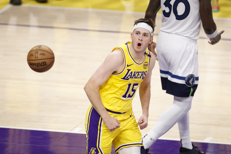 Леброн го нема, Дончиќ го нема, ама Ривс даде 51 поен и влезе во легендата