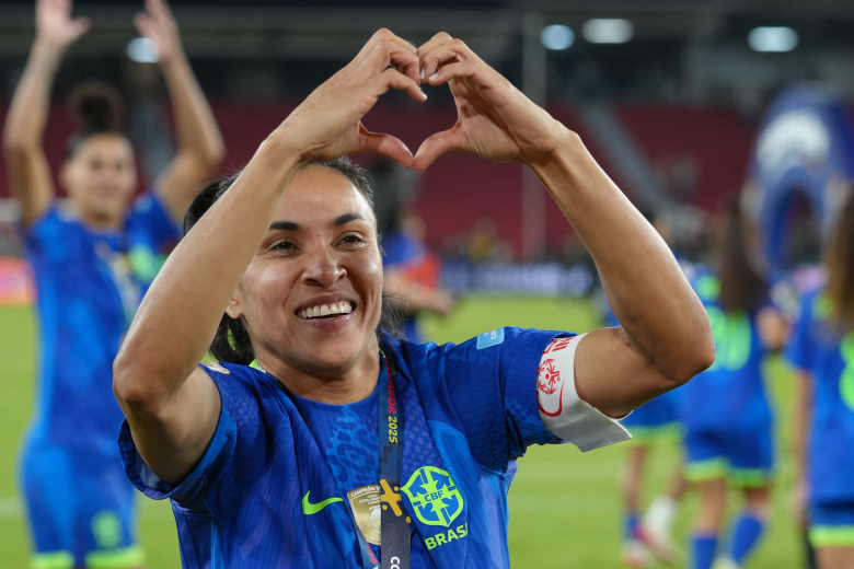 Марта, женскиот Жунињо уште дава прекрасни голови