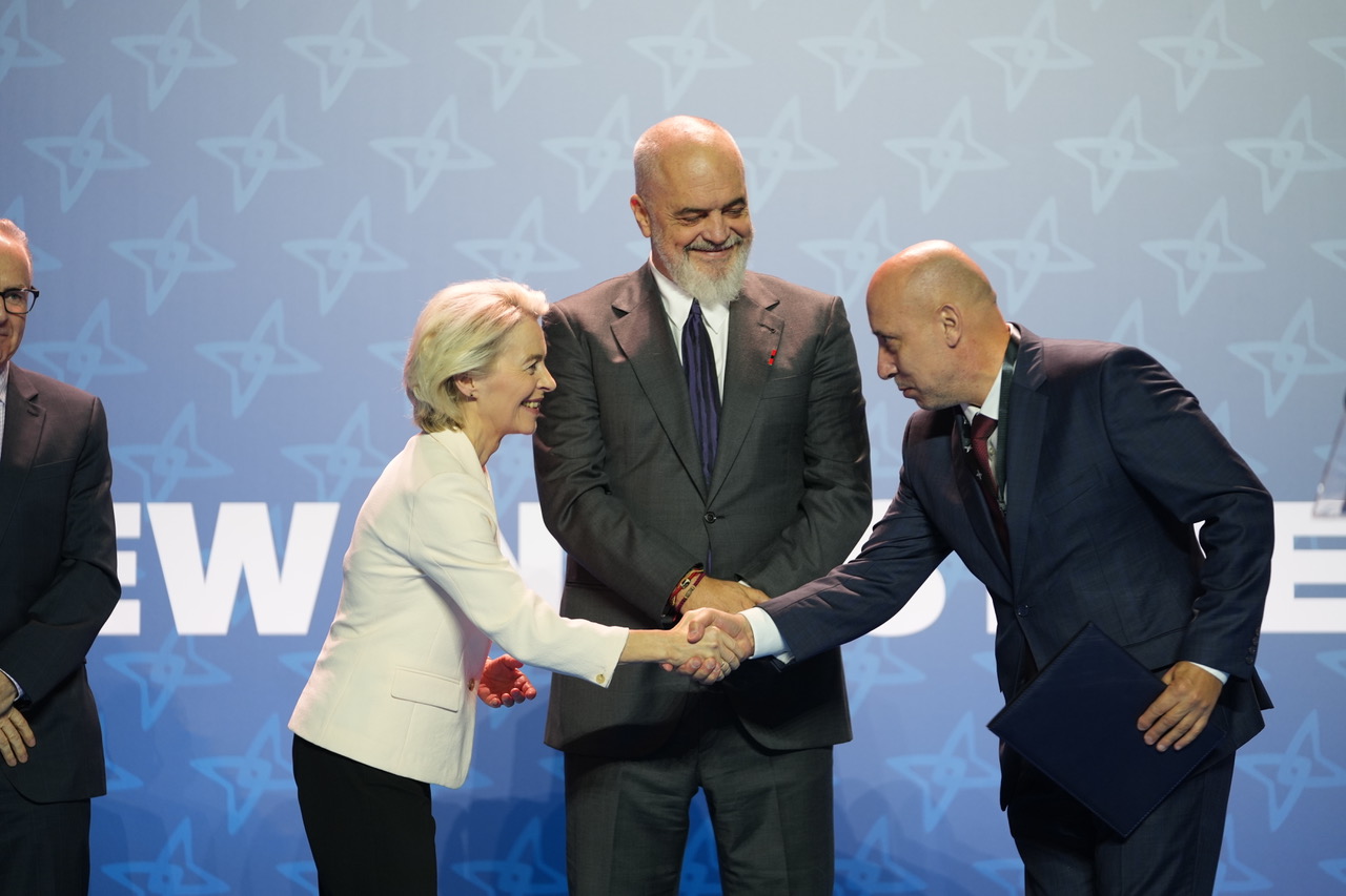 Европската комисија ги поддржува иницијативите на Групацијата 4iG за дигитална инфраструктура и подморски кабли во Западен Балкан