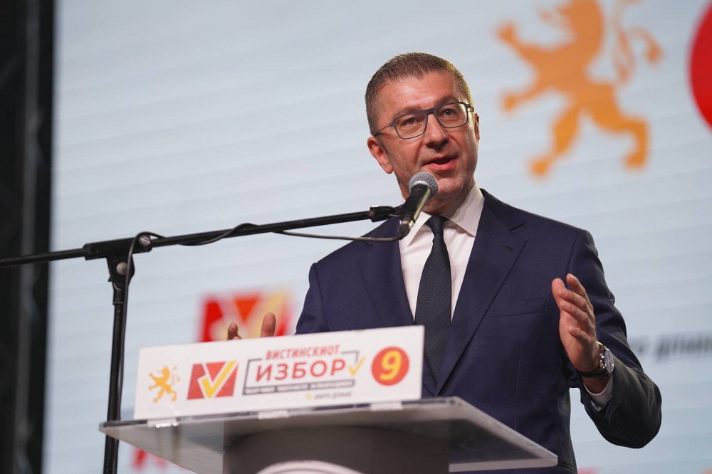 Мицкоски од Охрид: В недела со масовност уште во прв круг да им одржиме лекција