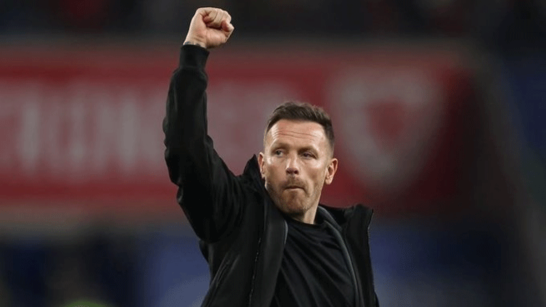 И Велшаните се тресеа до крај и навиваа за Македонија, го слават киксот на Белгија