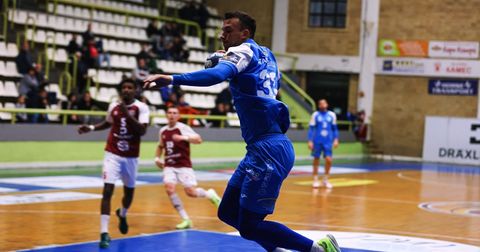 Шампионот со комбиниран и подмладен состав до убедлив триумф над Радовиш