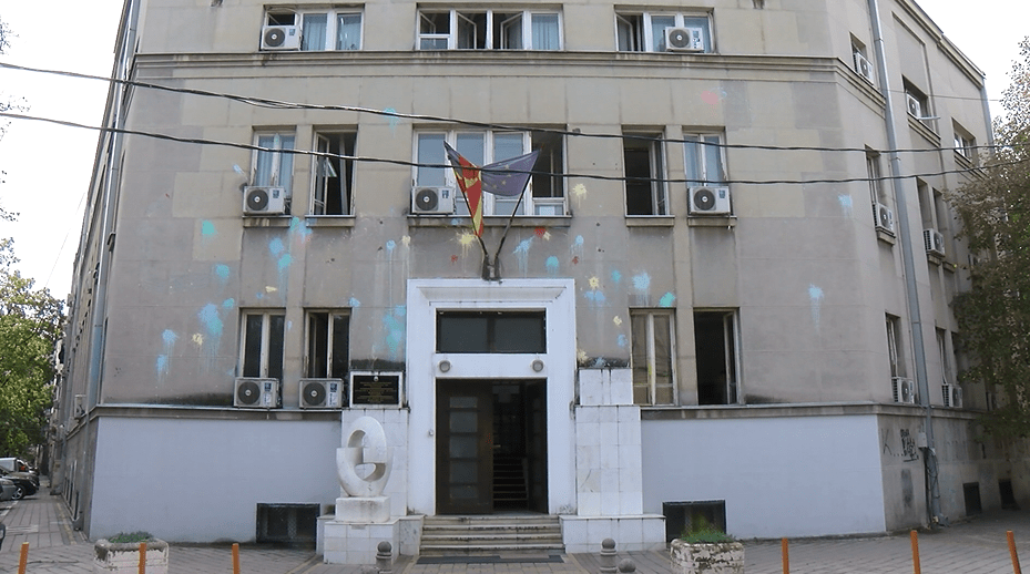 Министерството за култура и туризам реагира за оштетувањето на куќата на Владо Малески во Струга