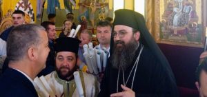 Македонците од Албанија му го честитаа изборот на новиот митрополит на Корча