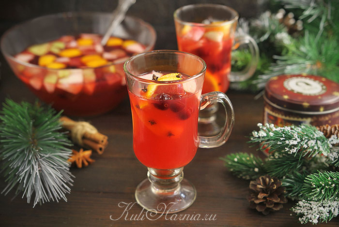 Сладок освежителен момент: Како да направите безалкохолен пунч за целото семејство