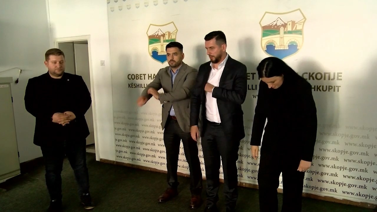 Советниците на ДУИ и на Вреди денеска ги добија уверенијата за Советот на Скопје и на албански јазик