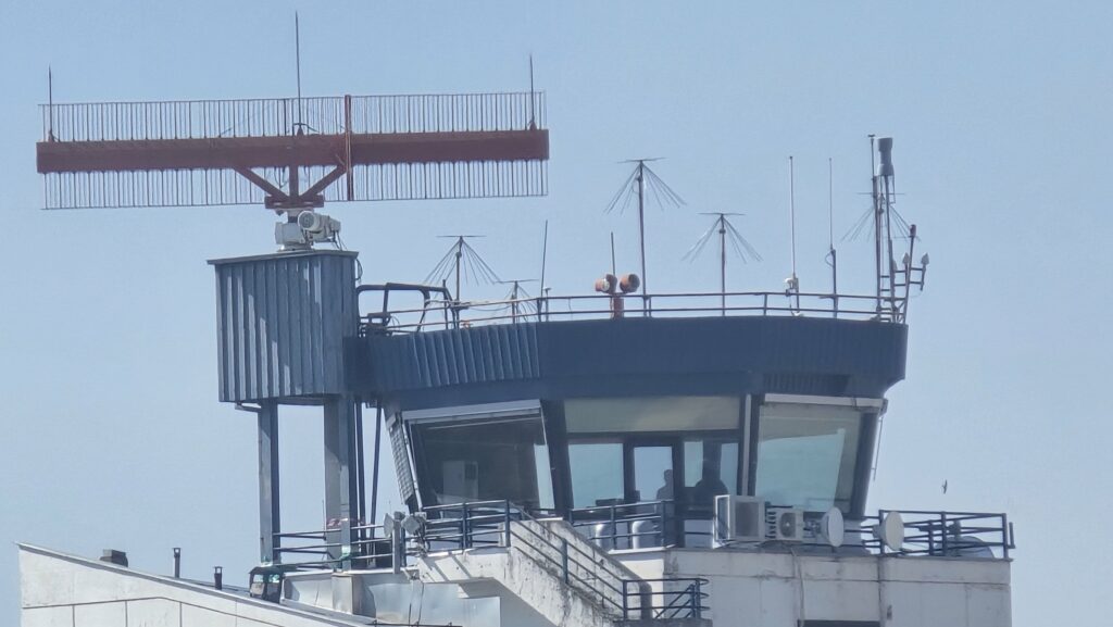 М-НАВ со поздрав за одлуката: Судот забрани штрајк на контролорите на летање