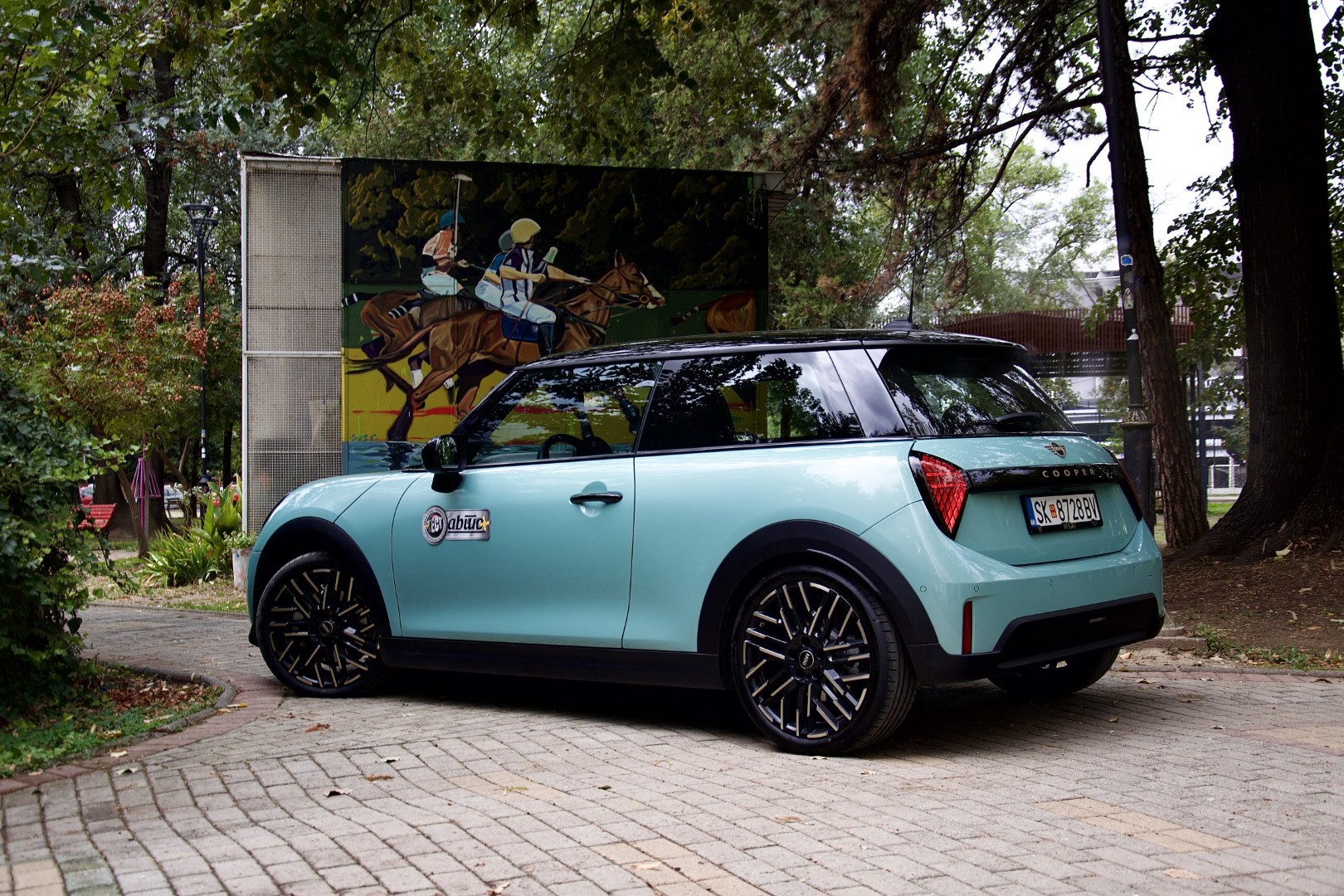 Тест Mini Cooper C: Духот на Mini во современо издание